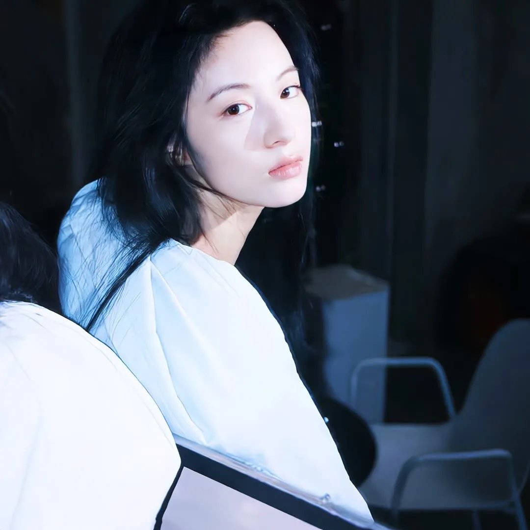 白王红后